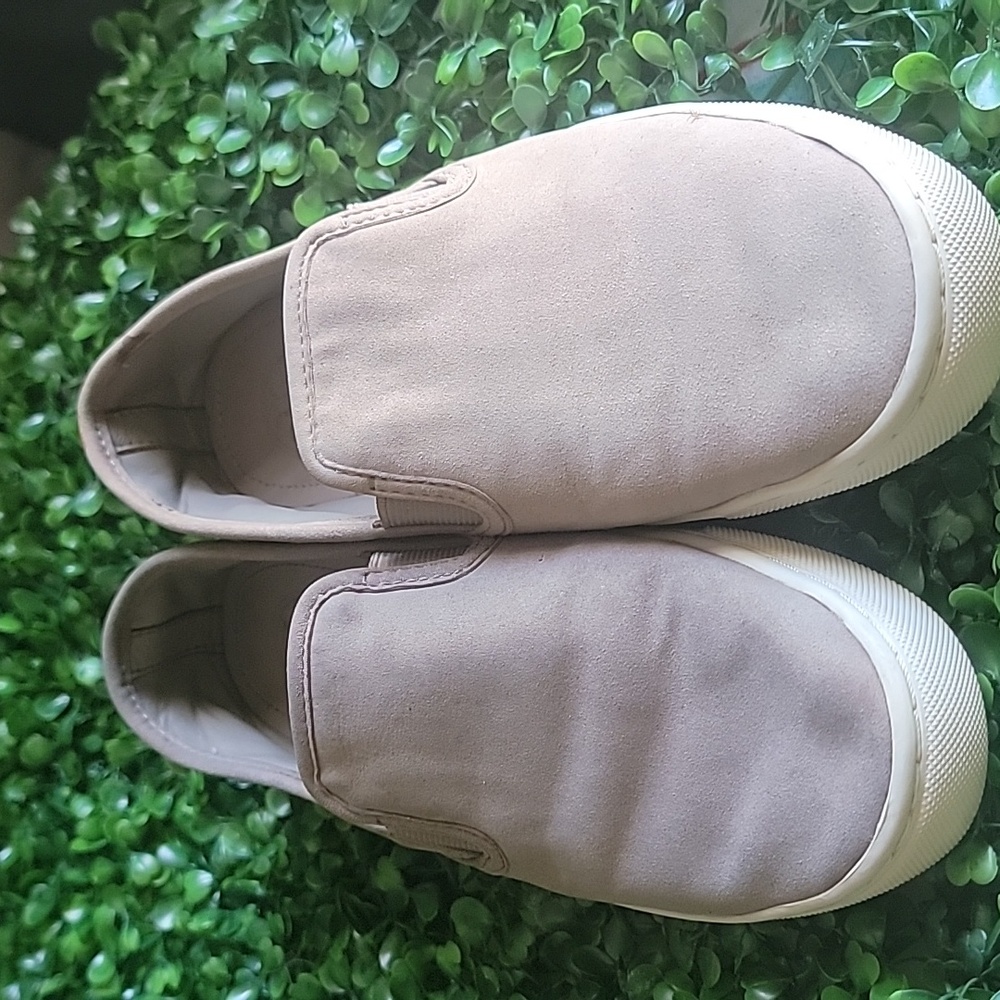 Tory Burch Women's Tan Slip-On Loafers - Picture 2 of 7